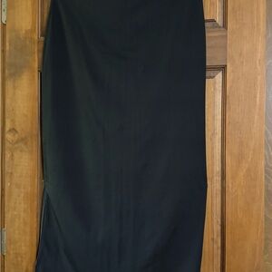 Source Unknown Classic Black Midi Skirt Waist  33 inches. More like a Medium